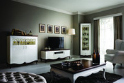 Мебель для спальни от элитной серии Wersal от мебельного производите
